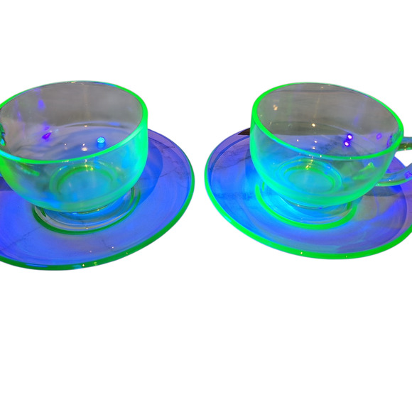 Vintage Uranium depression vaseline glass 4 sets teacups & plates UV glowing lot - Picture 3 of 10
